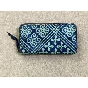 Vera Bradley Cuban Tiles Zip Around Wallet Organizer Quilted Retired Pattern